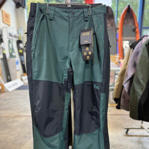 VANS MTE Hellbound PNT ( Black-Green Gables ) - S